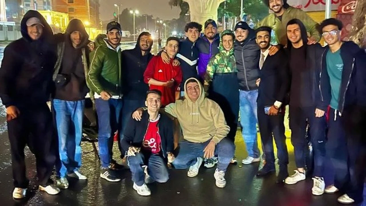 ظهور جديد لمشجعي الأهلي بعد إخلاء سبيلهم في قضية الشغب